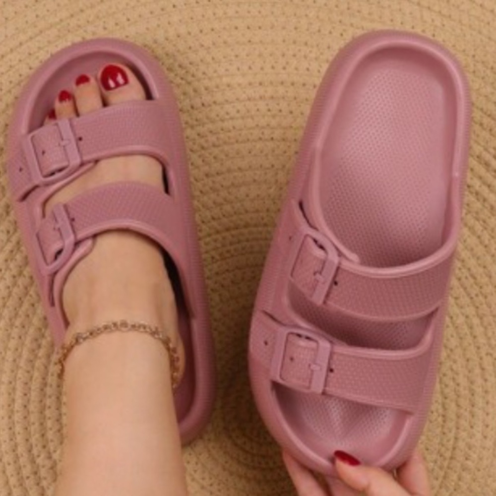 Cloud Slides for WomenEVA Sandals Thick Sole Adjustable Buckles Slippers - Picture 2 of 6